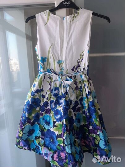 Платье для девочки новое