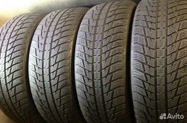 Nokian Tyres WR SUV 3 275/45 R20
