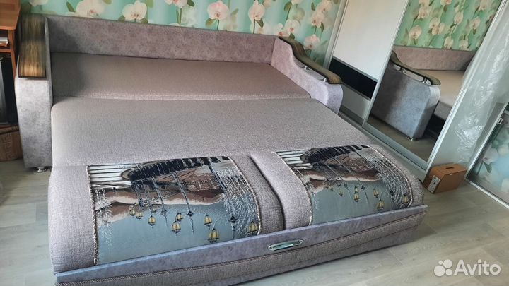 Диван Лидер