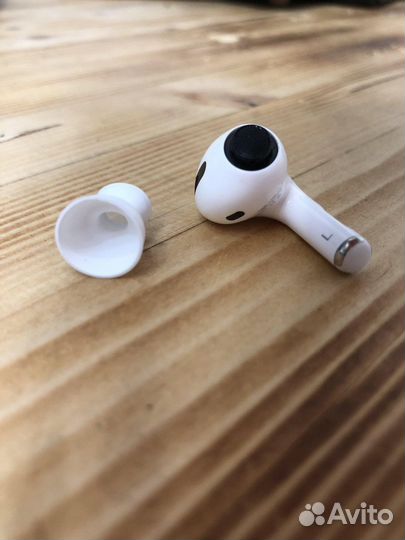 Наушники AirPods pro