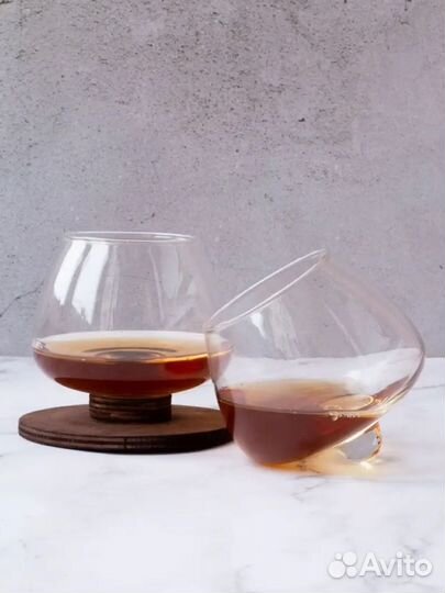 Бокал непроливаемый с подставкой для виски