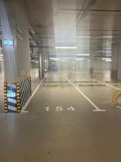 Машиноместо, 13 м²