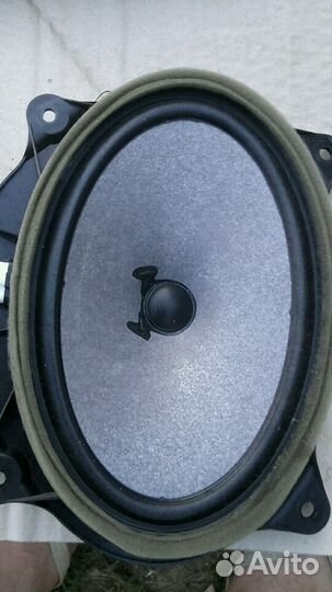 Динамик в дверь Тойота Камри 40