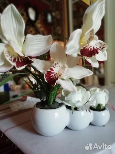 Искусственные декоративные цветы