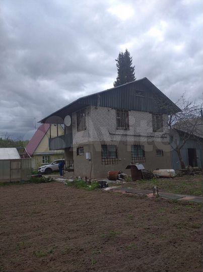 Дом 100 м² на участке 6 сот.