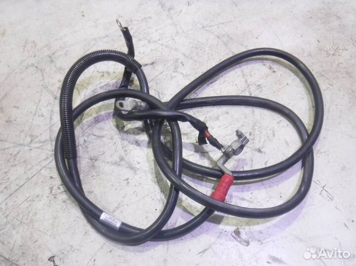 Клемма аккумулятора