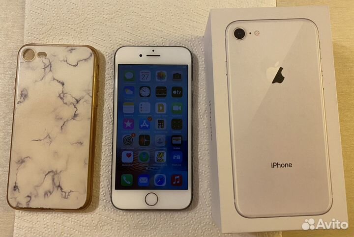 iPhone 8 белый 64GB б/у Рст iOS14 резерв