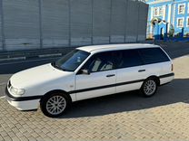Volkswagen Passat 1.8 MT, 1995, 500 000 км, с пробегом, цена 355 000 руб.