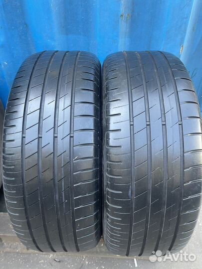 Goodyear EfficientGrip Performance 215/55 R17 94V