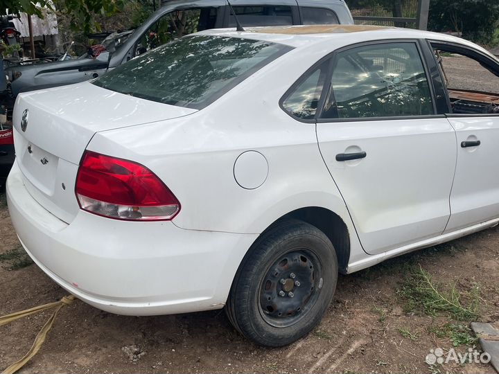 Фольксваген поло 2013 год по запчастям