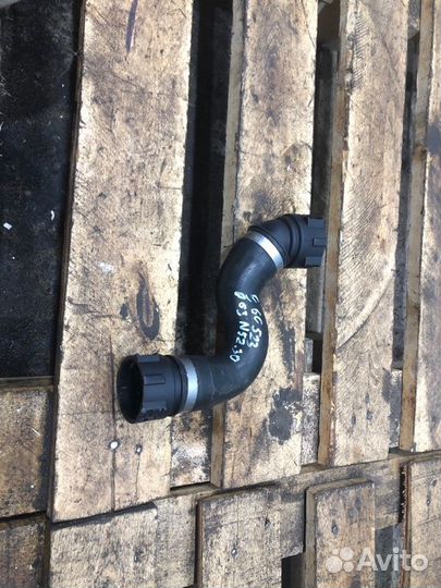 Патрубок системы охлаждения Bmw 5 E60 N52B30 2005