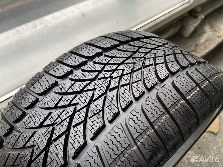 Dunlop SP Winter Sport 4D 275/30 R21