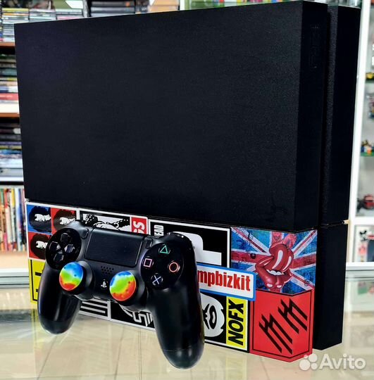 Ps4 + 300 игр Playstation