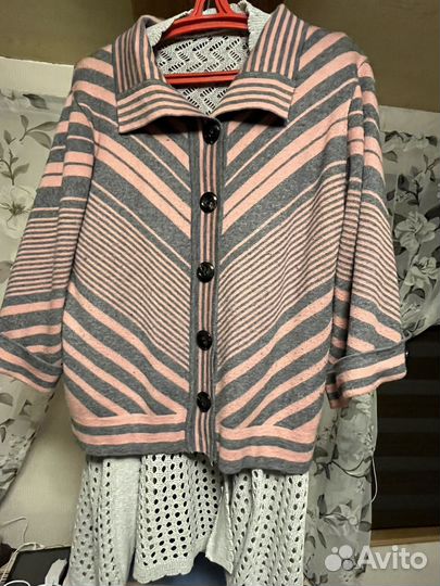 Продам джемпер