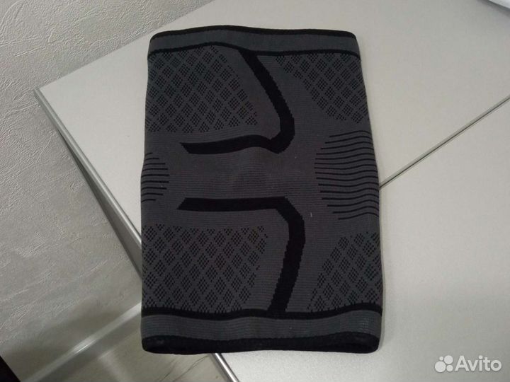 Наколенник