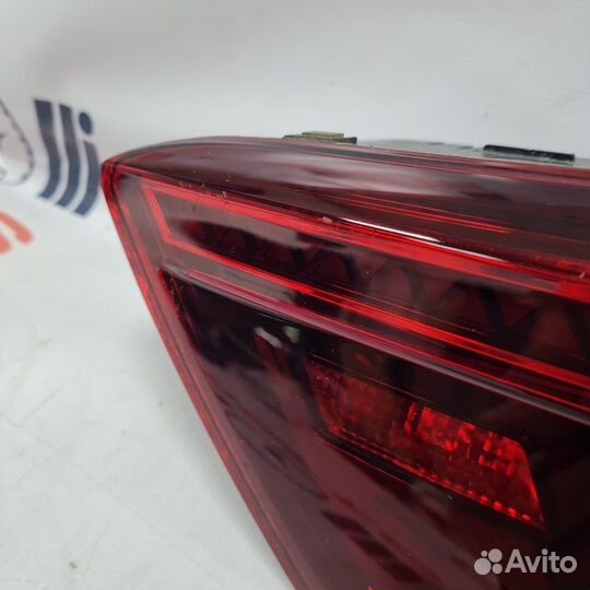 Фонарь задний правый внутренний Volkswagen Tiguan
