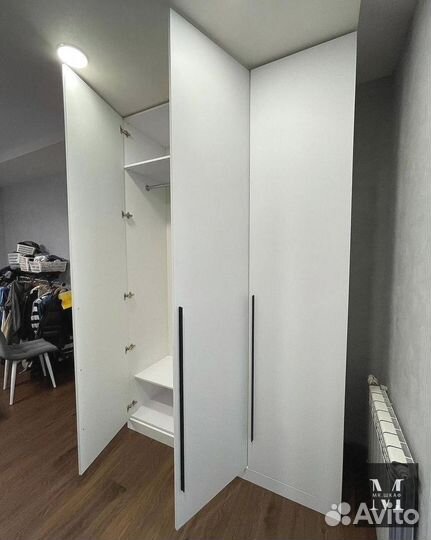 Стильный шкаф