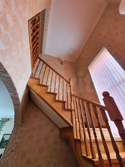 Дом 247 м² на участке 3,5 сот.