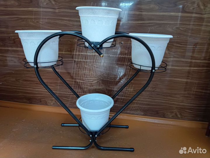 Подставка для цветов напольная металлическая