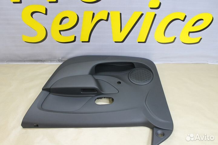 Дверные карты (обивки) Renault Logan образец