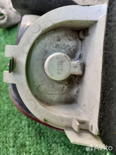 Фонарь левый Ford Fusion