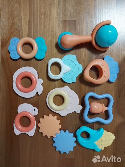 Набор погремушек в кейсе