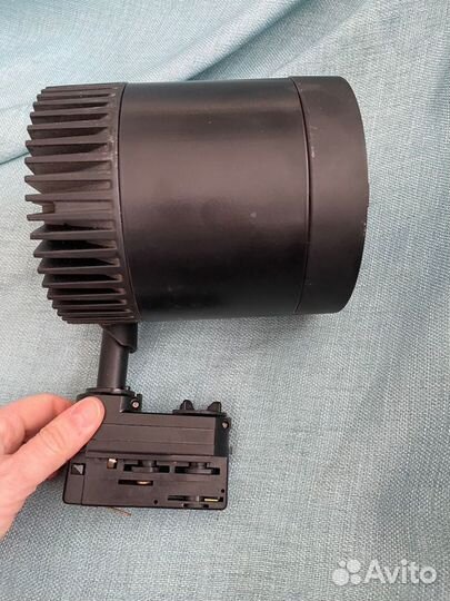 Трековые светильники с треками