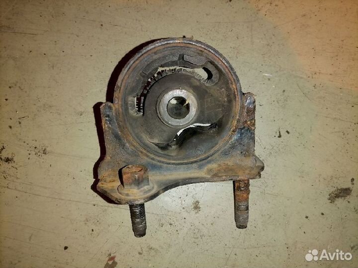 Опора двигателя (подушка двс) задняя 12371-21120 T