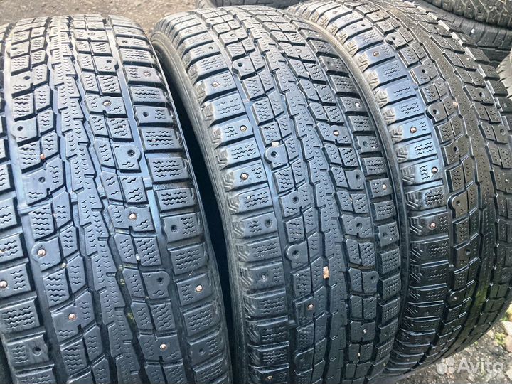 Dunlop SP Winter Ice 01 205/60 R16