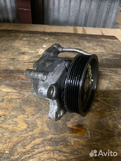 Насос гидроусилителя гур бмв E46 M52B25