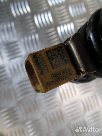 Насос-форсунка с.н. 74936548 Volvo 20555521