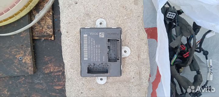 Блок канфорта на двери