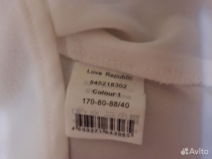 Блузка белая