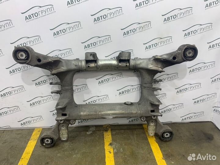 Подрамник задний Bmw 730Li F02 (Ф02) N52B30AF 3