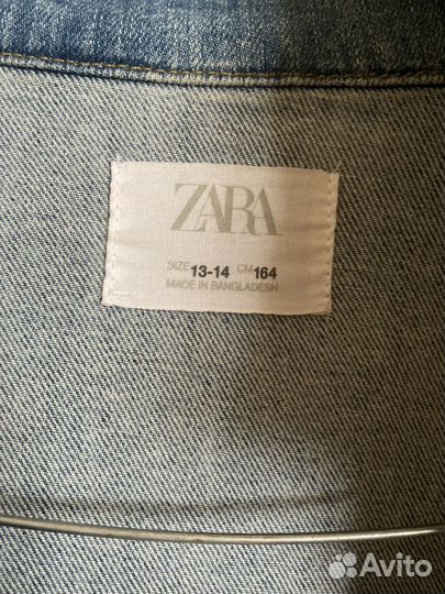 Джинсовка zara c росписью