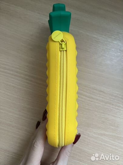 Пенал-тубус односекционный Ананас