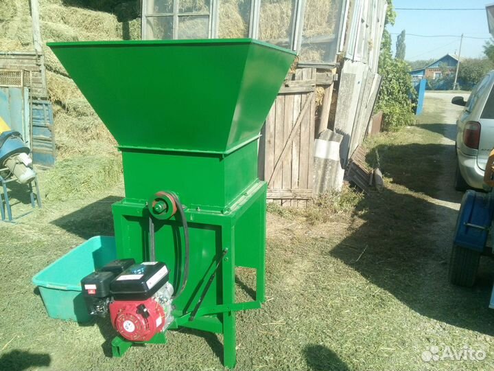Сенорезка измельчитель кормов измельчитель сена