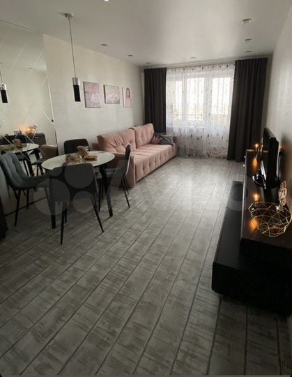 3-к. квартира, 63 м², 12/17 эт.