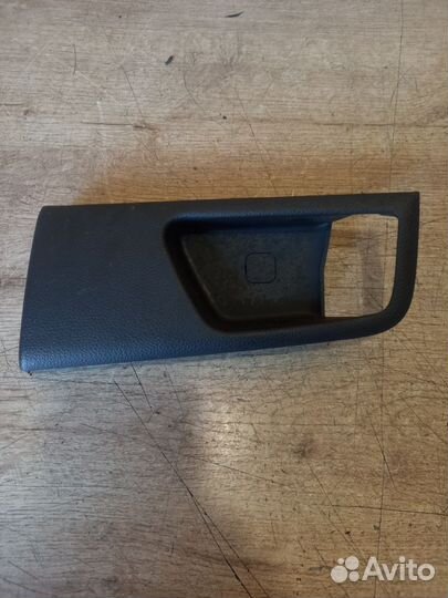 Накладка обшивки двери KIA Sportage 2