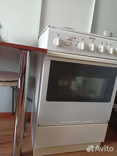 Электроплита Indesit б/у