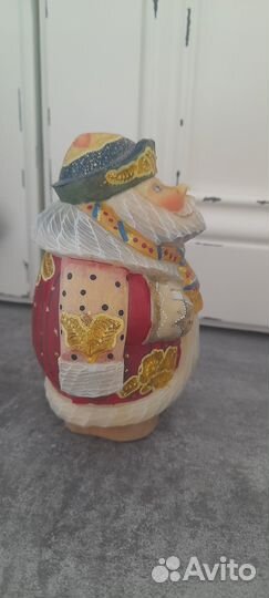 Статуэтка Деда Мороза