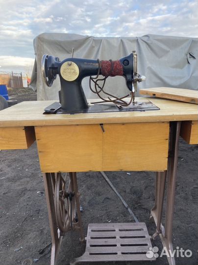 Швейная машина Подольск