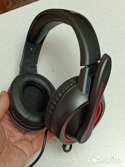 Игровые наушники с микрофоном Red Square EXO