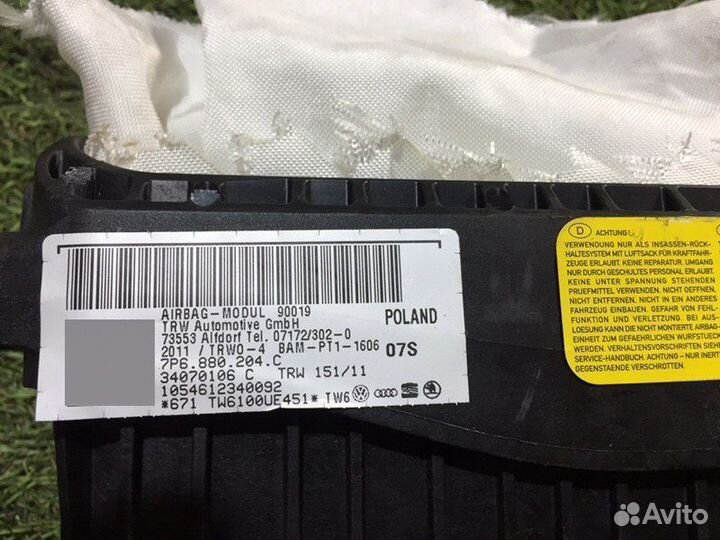 Подушка в торпедо Volkswagen Touareg NF II 2