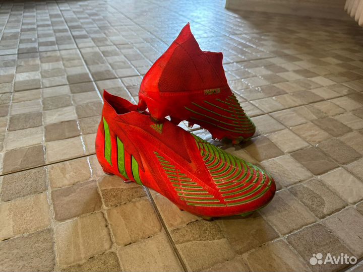 Бутсы adidas predator