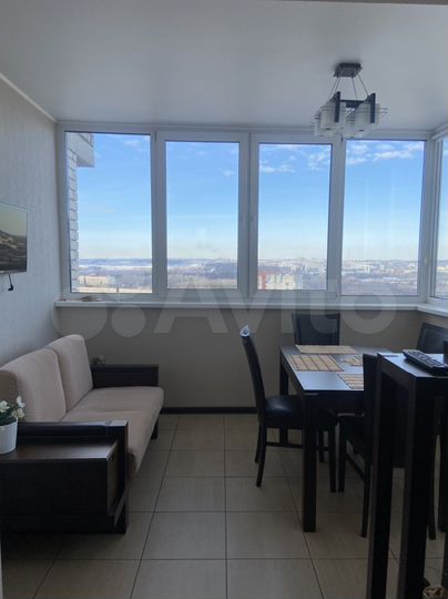 3-к. квартира, 100 м², 15/15 эт.