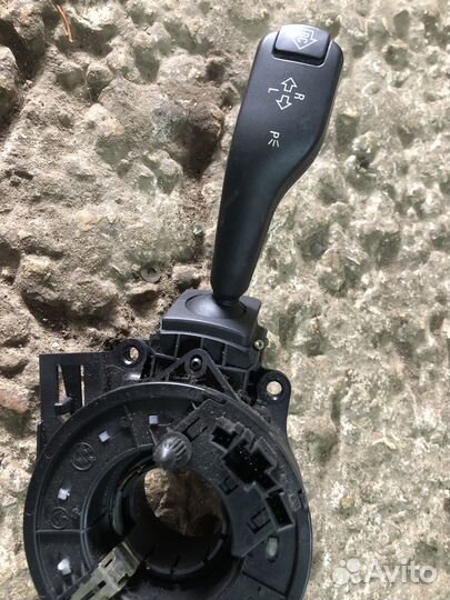 Подрулевой переключатель BMW X3 Е83