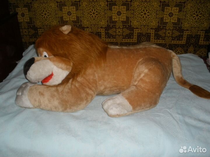 Лев большой новый