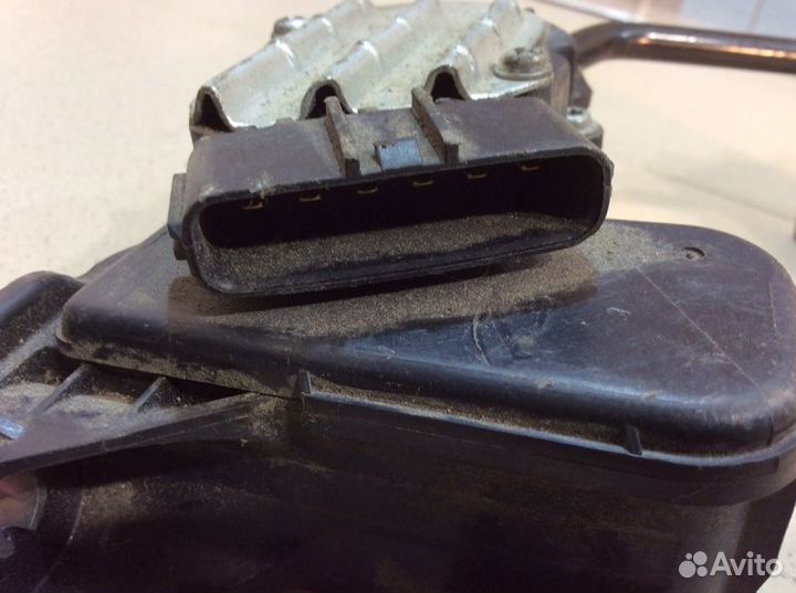 Педаль газа Mitsubishi Pajero 4 V8 2007-2018