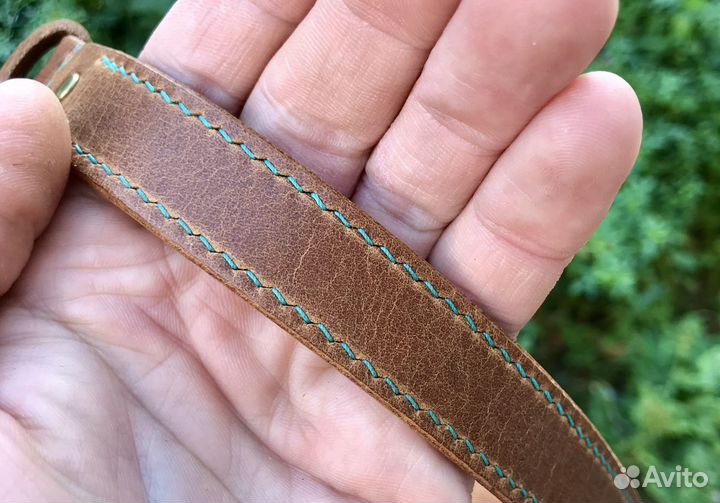 Кожаный ошейник ручной работы